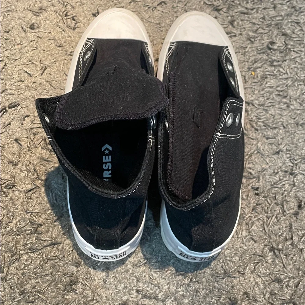 Converse Chuck Taylor platform